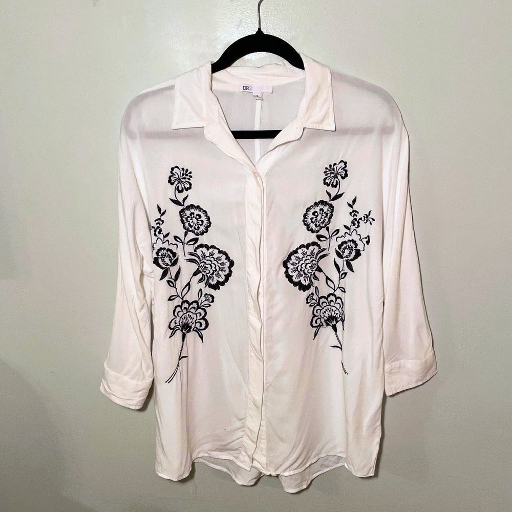 DR2 - White & Black Embroidered Floral Button Down Shirt - Size S​